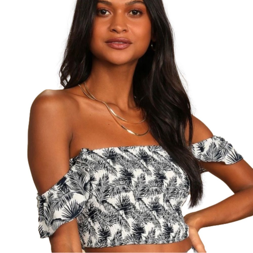 LULUS Palm Floral Navy and White Crop Top XS NWT Tropical Vacation Sexy
